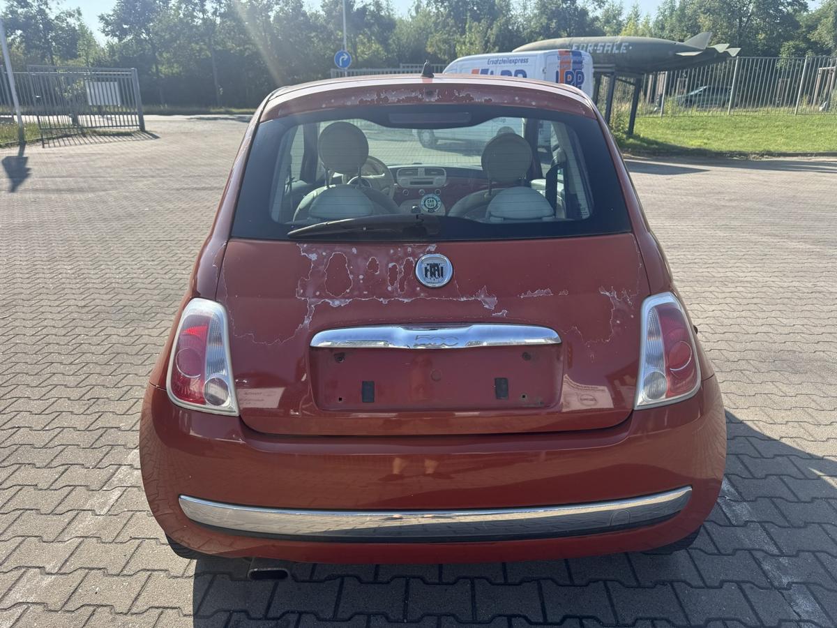 Fiat 500 original Kotfl&uuml;gel vorn links 104 ARANCIO GUSTOSO Bj.2008